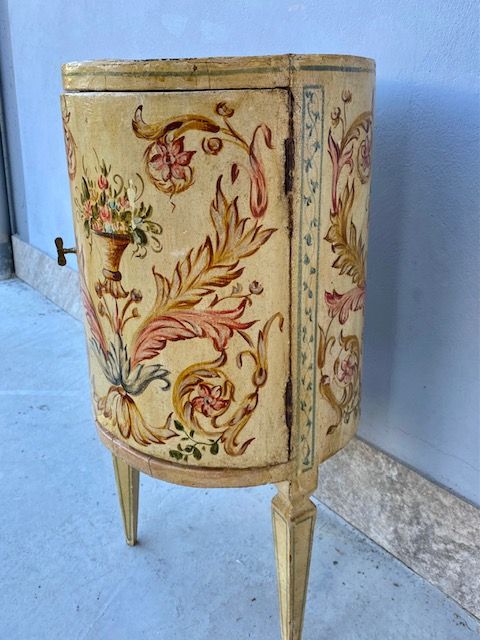 Lacquered and Painted Cylinder Bedside Table - Restored (in progress)_car 3202 - Foto 4