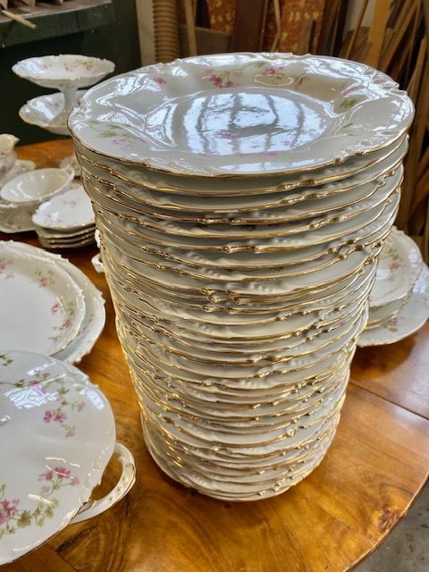 Servizio di Piatti in Porcellana di Limoges_Conservato_car 3348 - Foto 3