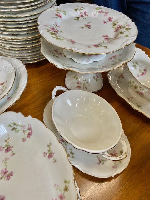 Servizio di Piatti in Porcellana di Limoges_Conservato_car 3348 - Foto 12