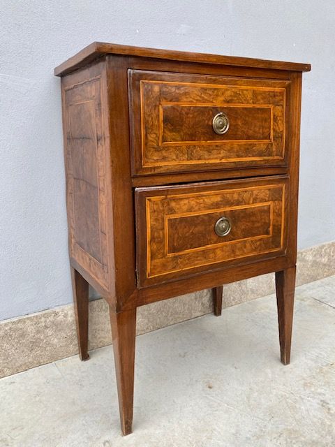 Comodino Luigi XVI Lastronato in Noce - Restaurato (in corso d'opera)_car 3370 - Foto 2