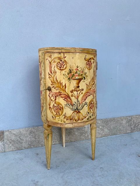 Comodino a Cilindro Laccato e Dipinto - Conservato_car 3202 - Foto 6